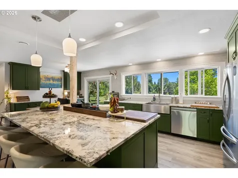 3356 Fisher Road Roseburg OR 97471