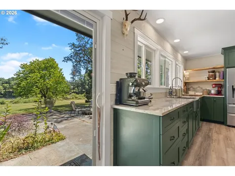 3356 Fisher Road Roseburg OR 97471
