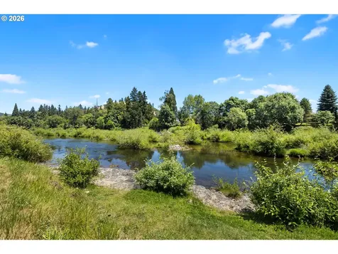 3356 Fisher Road Roseburg OR 97471