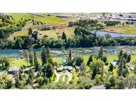 3356 Fisher Road Roseburg OR 97471