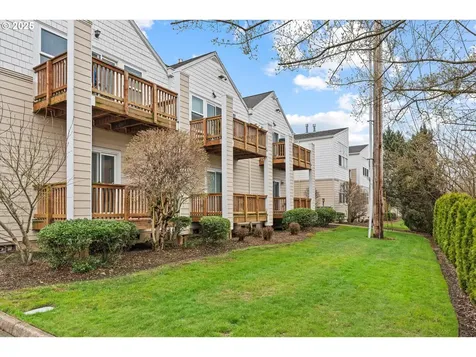 15723 NE Beech 3b Street Portland OR 97230