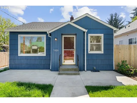 7820 SE Salmon Street Portland OR 97215