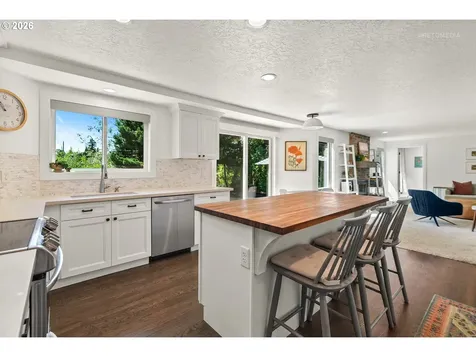 16342 NW Joscelyn Street Beaverton OR 97006