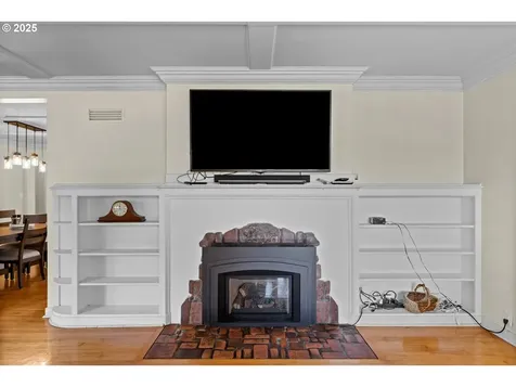 415 W Madrone Street Roseburg OR 97470