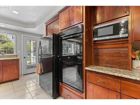 415 W Madrone Street Roseburg OR 97470