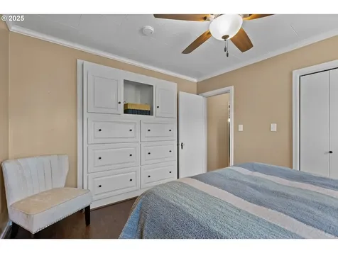 415 W Madrone Street Roseburg OR 97470