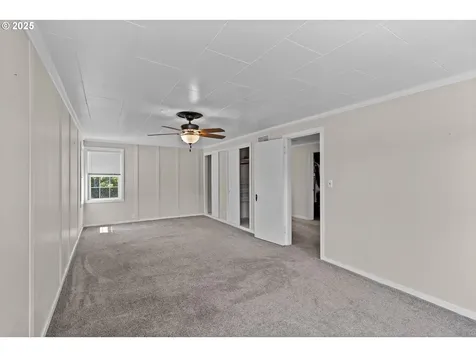 415 W Madrone Street Roseburg OR 97470