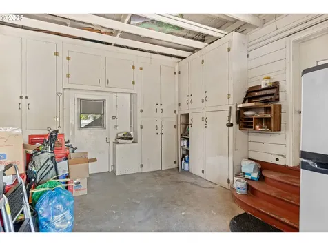 415 W Madrone Street Roseburg OR 97470