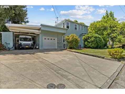415 W Madrone Street Roseburg OR 97470