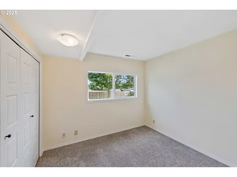 1655 Garfield Street North Bend OR 97459