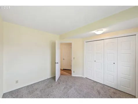 1655 Garfield Street North Bend OR 97459