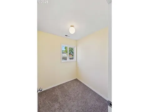 1655 Garfield Street North Bend OR 97459