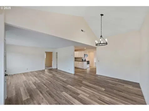 1655 Garfield Street North Bend OR 97459