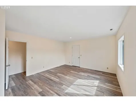 1655 Garfield Street North Bend OR 97459