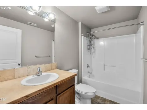 339 SW 33rd Drive Redmond OR 97756