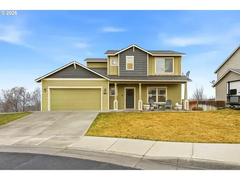 2122 NW Dawn Drive Hermiston OR 97838