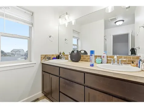 2122 NW Dawn Drive Hermiston OR 97838