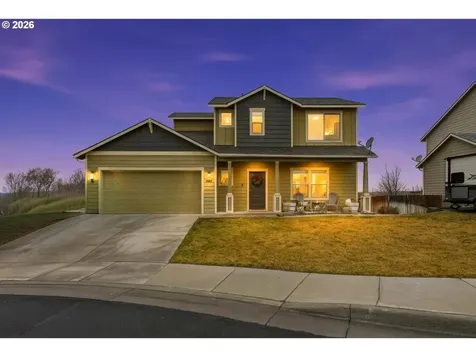 2122 NW Dawn Drive Hermiston OR 97838
