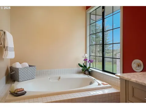 11515 Buena Vista Road Independence OR 97351