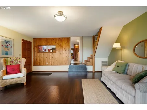 11515 Buena Vista Road Independence OR 97351