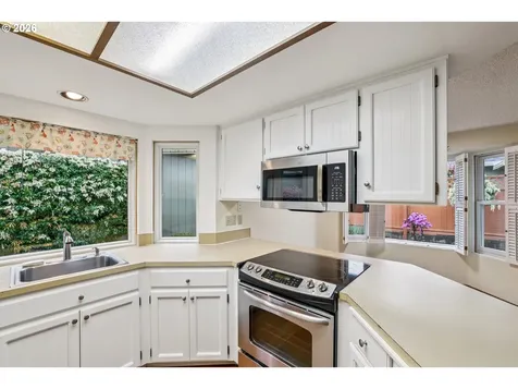 2261 NE 153rd Avenue Portland OR 97230