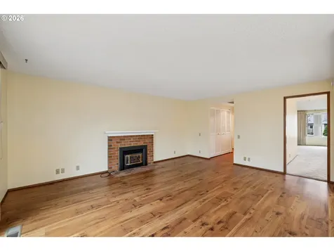 2261 NE 153rd Avenue Portland OR 97230
