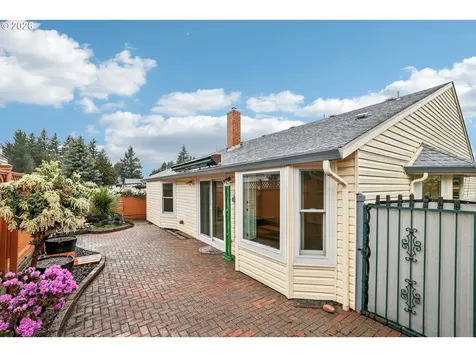 2261 NE 153rd Avenue Portland OR 97230