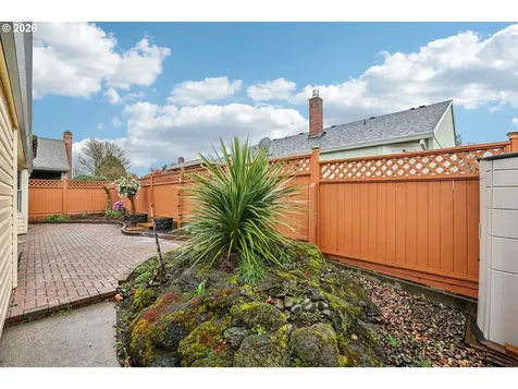 2261 NE 153rd Avenue Portland OR 97230