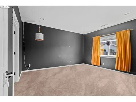 123 Zephyr Drive Silver Lake WA 98645