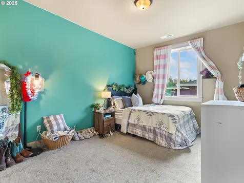 1725 NE Currin Creek Drive Estacada OR 97023