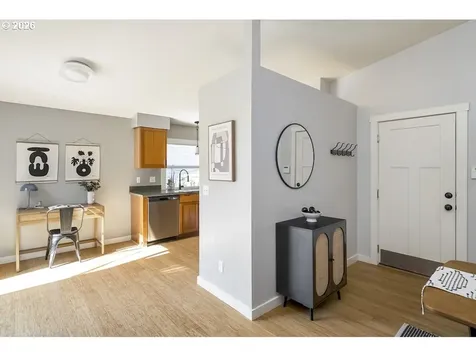5110 NE Emerson Court Portland OR 97218