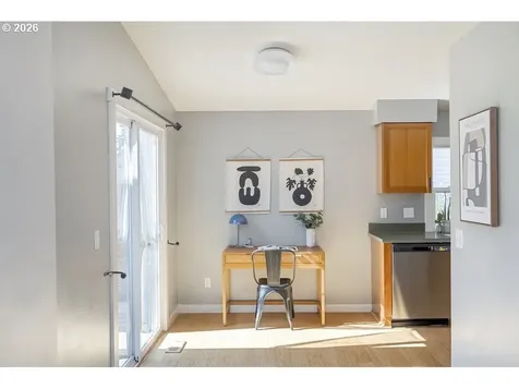 5110 NE Emerson Court Portland OR 97218