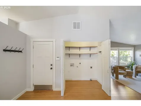5110 NE Emerson Court Portland OR 97218