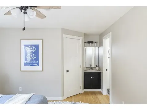 5110 NE Emerson Court Portland OR 97218