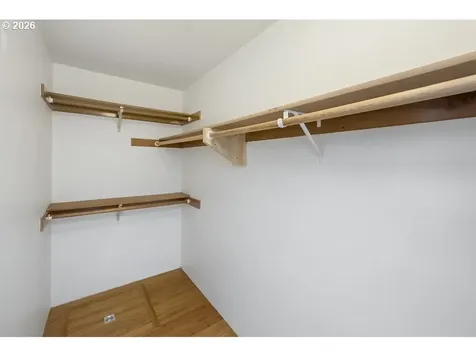 5110 NE Emerson Court Portland OR 97218