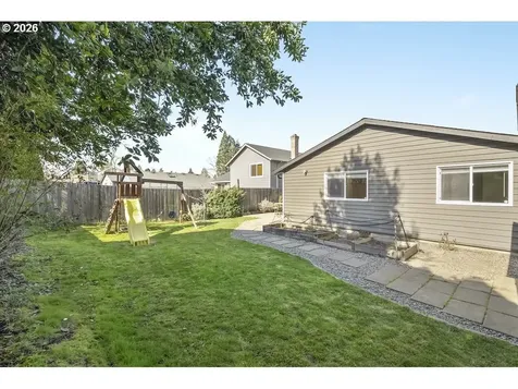 5110 NE Emerson Court Portland OR 97218