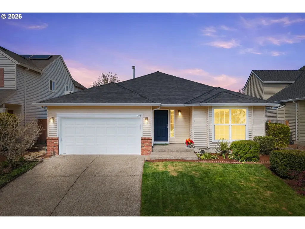 1295 NE Setting Sun Drive Hillsboro OR 97124