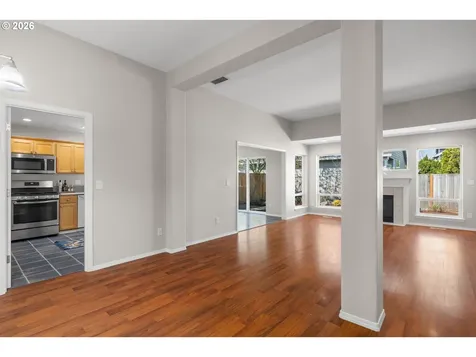 1295 NE Setting Sun Drive Hillsboro OR 97124