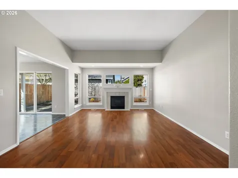 1295 NE Setting Sun Drive Hillsboro OR 97124
