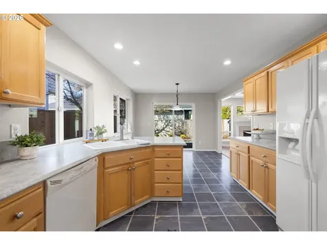 1295 NE Setting Sun Drive Hillsboro OR 97124