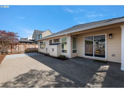 1295 NE Setting Sun Drive Hillsboro OR 97124