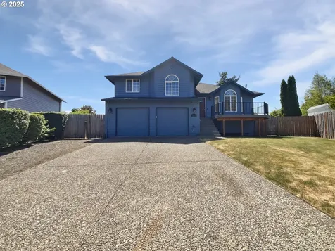 3205 NE 3rd Avenue Hillsboro OR 97124