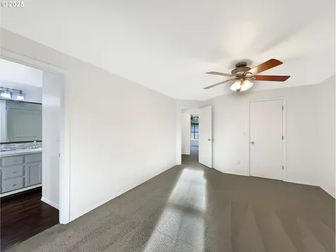 3205 NE 3rd Avenue Hillsboro OR 97124
