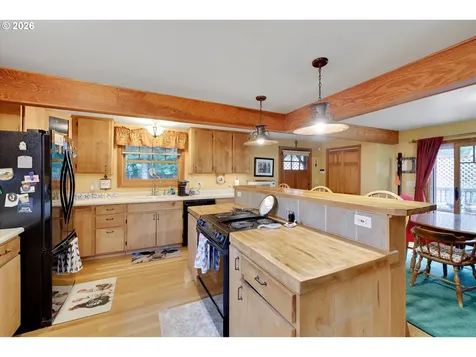 16441 S Henrici Road Oregon City OR 97045