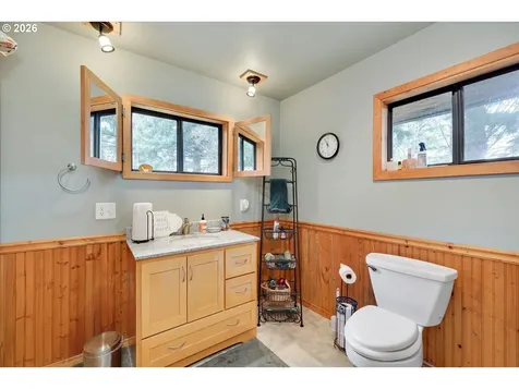 16441 S Henrici Road Oregon City OR 97045