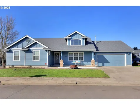 4614 Live Oak Street Sweet Home OR 97386