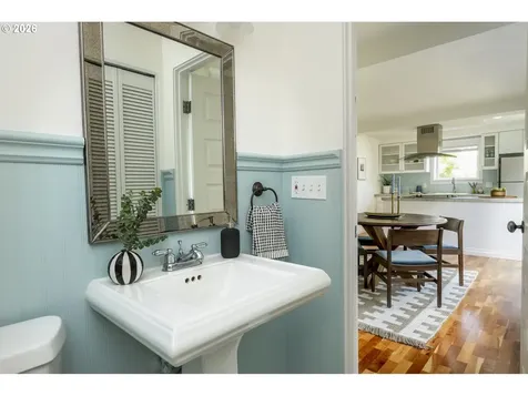 3932 SE 16th Avenue Portland OR 97202
