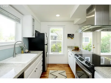3932 SE 16th Avenue Portland OR 97202