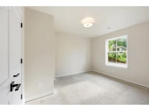 520 S Buxton Street Troutdale OR 97060