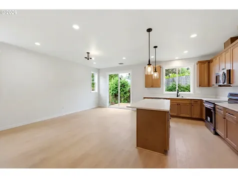 520 S Buxton Street Troutdale OR 97060